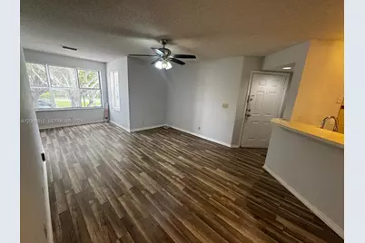 3360 N Pinewalk Dr N #1324, Margate, FL 33063 - Photo 6