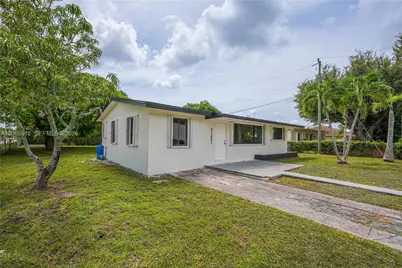 21421 SW 110th Ave, Cutler Bay, FL 33189 - Photo 2