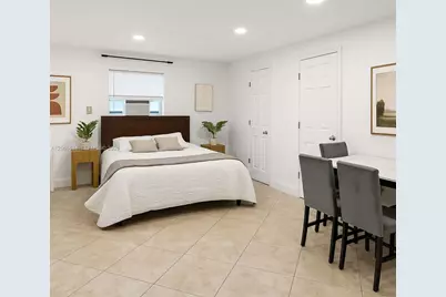 1041 NE 9th Ave #A1, Fort Lauderdale, FL 33304 - Photo 1