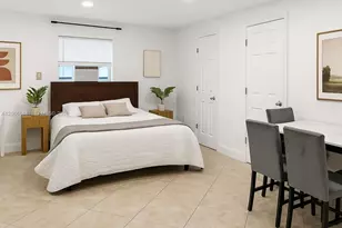 1041 NE 9th Ave, Fort Lauderdale, FL 33304 - Photo 1