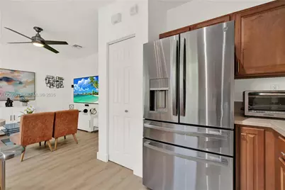 9318 SW 220th St, Cutler Bay, FL 33190 - Photo 18