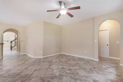 27621 SW 139th Pl, Homestead, FL 33032 - Photo 10