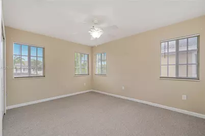27621 SW 139th Pl, Homestead, FL 33032 - Photo 12