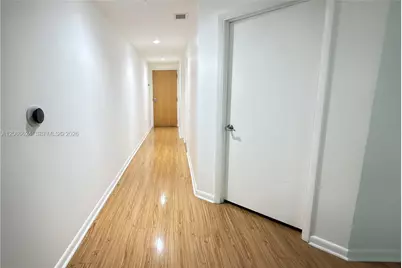 244 Biscayne Blvd #808, Miami, FL 33132 - Photo 12