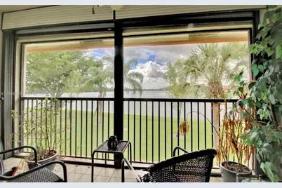 206 Liberty Ct #., Deerfield Beach, FL 33442 - Photo 8