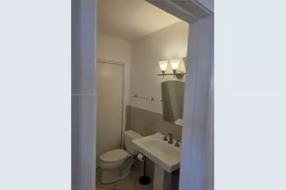 1500 SE 15th St #318, Fort Lauderdale, FL 33316 - Photo 12