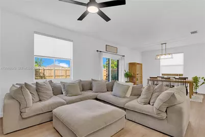 2444 SE 24th Ave, Homestead, FL 33035 - Photo 12