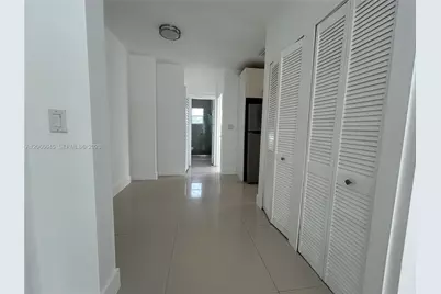 1890 NW 35 St #7, Miami, FL 33126 - Photo 4