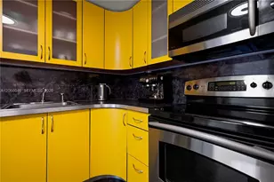 400 Kings Point Dr, Sunny Isles Beach, FL 33160 - Photo 8