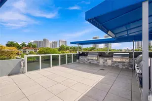 3675 N Country Club Dr, Aventura, FL 33180 - Photo 30