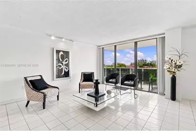 3675 N Country Club Dr #401, Aventura, FL 33180 - Photo 16