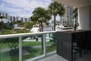 3370 Hidden Bay Dr, Aventura, FL 33180 - Photo 20