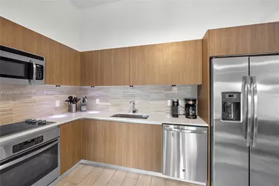 1600 SW 1st Ave #307, Miami, FL 33129 - Photo 8