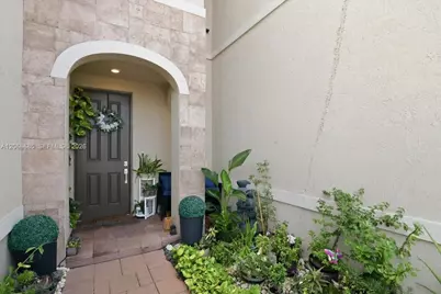 3378 W 112th St, Hialeah, FL 33018 - Photo 14