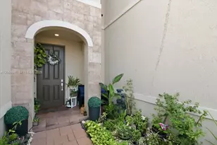 3378 W 112th St, Hialeah, FL 33018 - Photo 14