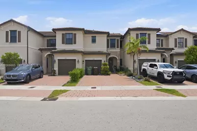 3378 W 112th St, Hialeah, FL 33018 - Photo 10