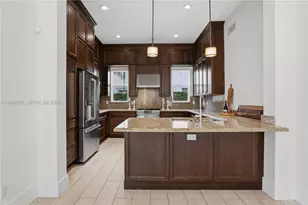 1749 NE 9th St, Fort Lauderdale, FL 33304 - Photo 10