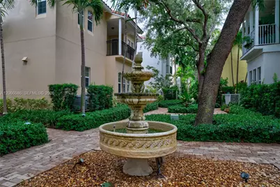 1749 NE 9th St, Fort Lauderdale, FL 33304 - Photo 40