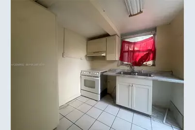 14241 NW 23rd Pl, Opa-Locka, FL 33054 - Photo 20