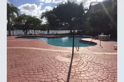 2880 N Oakland Forest Dr #313, Oakland Park, FL 33309 - Photo 14