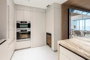 360 Ocean Dr, Key Biscayne, FL 33149 - Photo 6