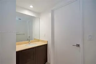 250 Sunny Isles Blvd, Sunny Isles Beach, FL 33160 - Photo 20