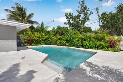 1215 NE 110th St, Miami, FL 33161 - Photo 32