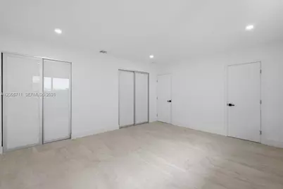 1215 NE 110th St, Miami, FL 33161 - Photo 16