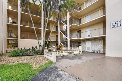 2811 Somerset Dr #405, Lauderdale Lakes, FL 33311 - Photo 30