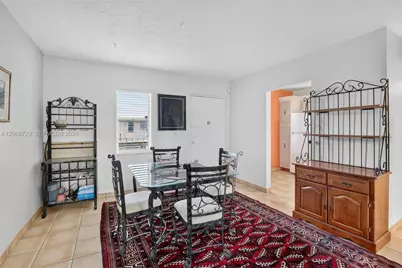 2811 Somerset Dr #405, Lauderdale Lakes, FL 33311 - Photo 1