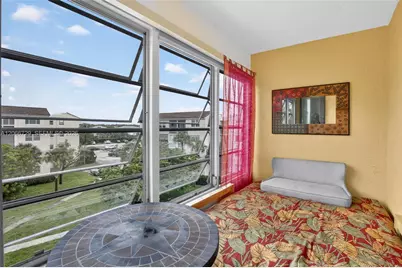 2811 Somerset Dr #405, Lauderdale Lakes, FL 33311 - Photo 14