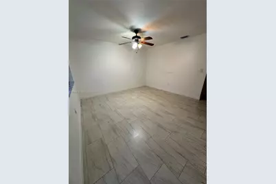 2124-2126 Thomas St #2126, Hollywood, FL 33020 - Photo 12