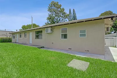 2124-2126 Thomas St #2126, Hollywood, FL 33020 - Photo 14