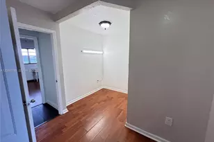 1770 NE 191st St, Miami, FL 33179 - Photo 14