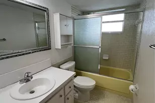 1770 NE 191st St, Miami, FL 33179 - Photo 8
