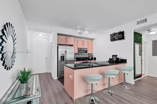 79 SW 12th St, Miami, FL 33130 - Photo 4