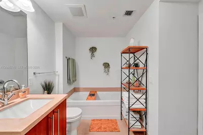 79 SW 12th St #3608-S, Miami, FL 33130 - Photo 18