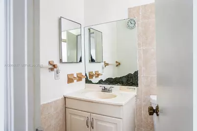 5095 NW 195th Ln, Miami Gardens, FL 33055 - Photo 10