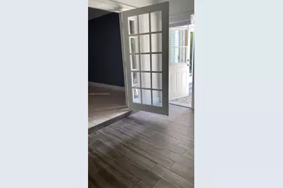 1 Edgewater Dr #103, Coral Gables, FL 33133 - Photo 12