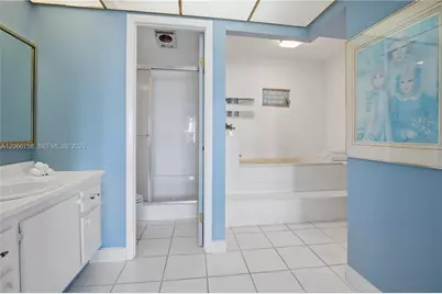 200 Diplomat Pkwy #830, Hallandale Beach, FL 33009 - Photo 14