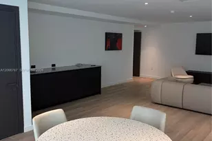 20 NE 11th St, Miami, FL 33132 - Photo 24
