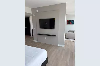 20 NE 11 Street #1701, Miami, FL 33132 - Photo 10