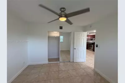 5621 SW 36th Ct #105, Davie, FL 33314 - Photo 16