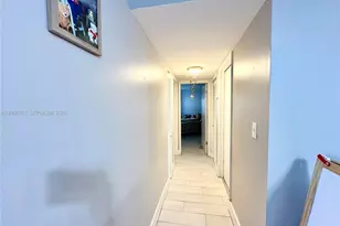 9427 Fontainebleau Blvd, Miami, FL 33172 - Photo 16