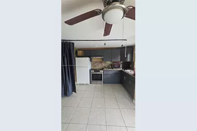 1161 NE 111th St #1, Miami, FL 33161 - Photo 8