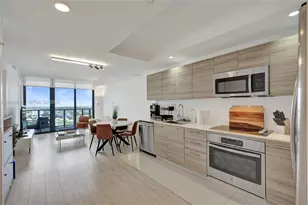 121 NE 34th St, Miami, FL 33137 - Photo 44