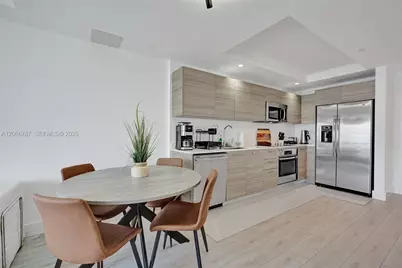 121 NE 34th St #2310, Miami, FL 33137 - Photo 34
