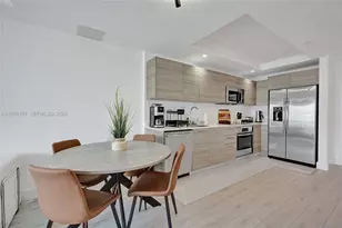 121 NE 34th St, Miami, FL 33137 - Photo 34