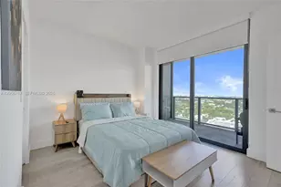 121 NE 34th St, Miami, FL 33137 - Photo 40