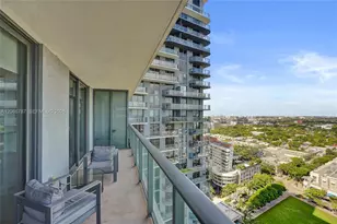 121 NE 34th St, Miami, FL 33137 - Photo 30